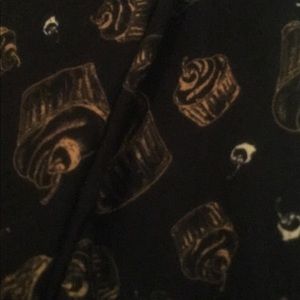 Lularoe TC cupcake leggings